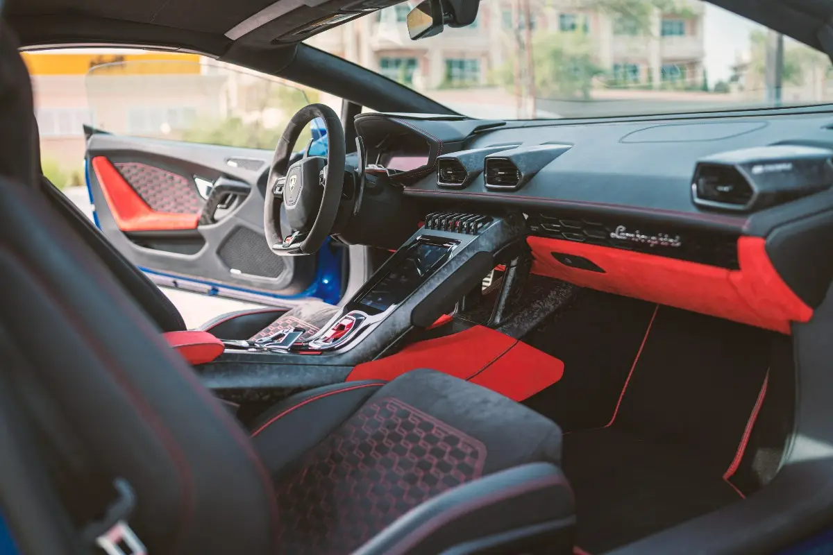 Lamborghini Huracán EVO Spyder Location de voiture à Dubaï